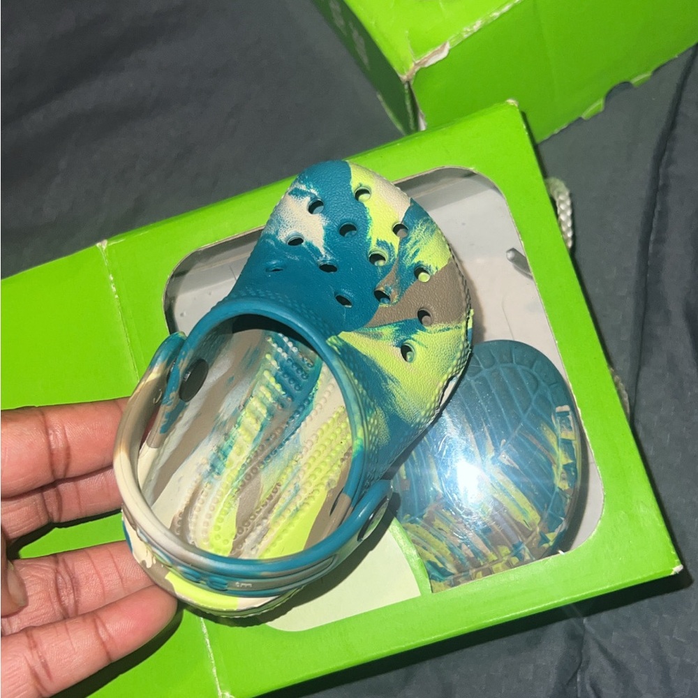 Unisex baby crocs new